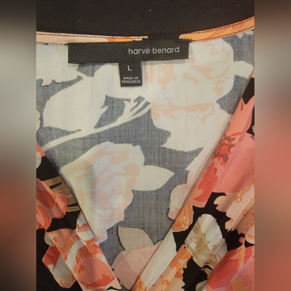 Harve Benard 100% Rayon Blouse. 3/4 sleeves. - Picture 3 of 12